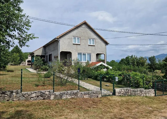 Lana Appartement Kijevo